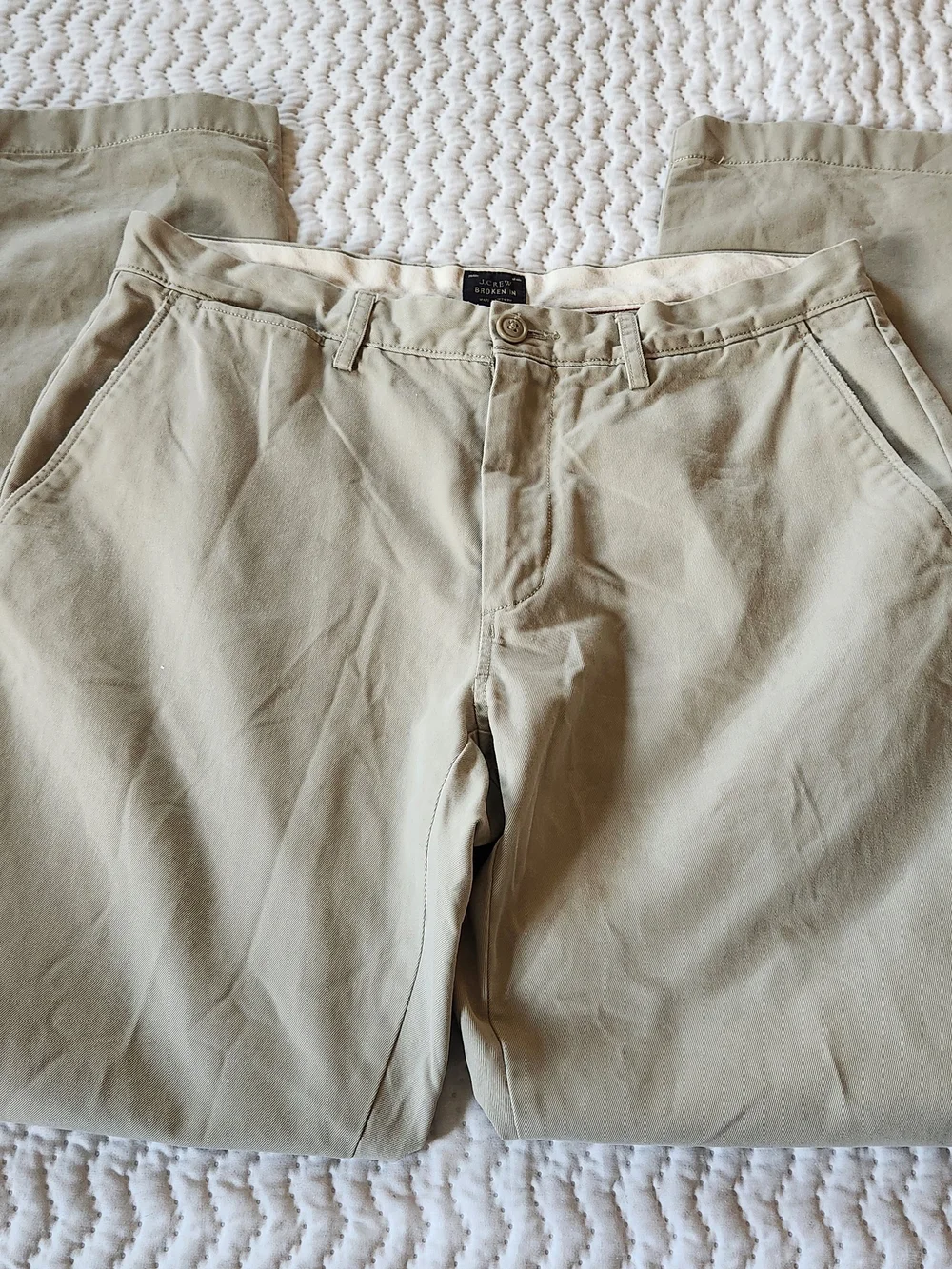 J. Crew Men's Chinos in Light Khaki Size 32x32